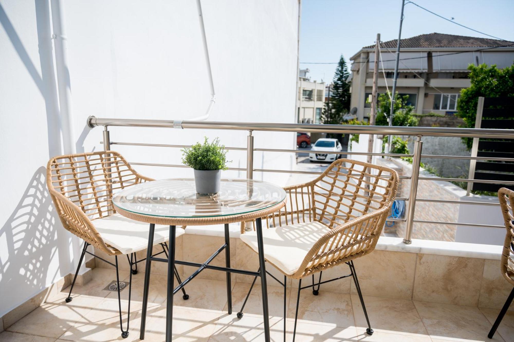 Meda Apartments Preveza Exterior photo