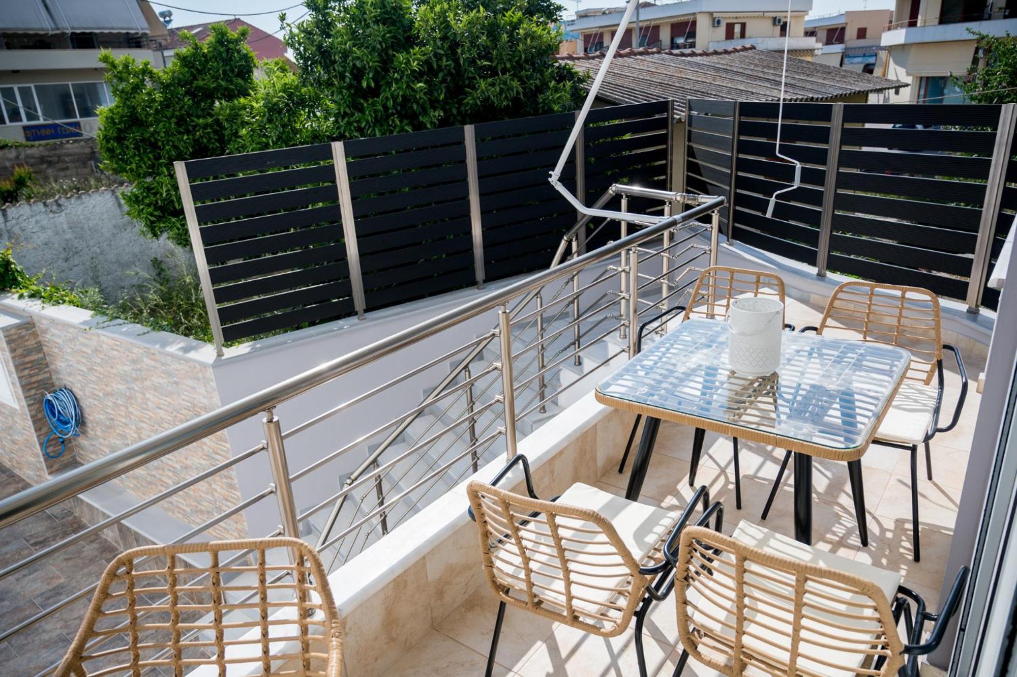 Meda Apartments Preveza Exterior photo