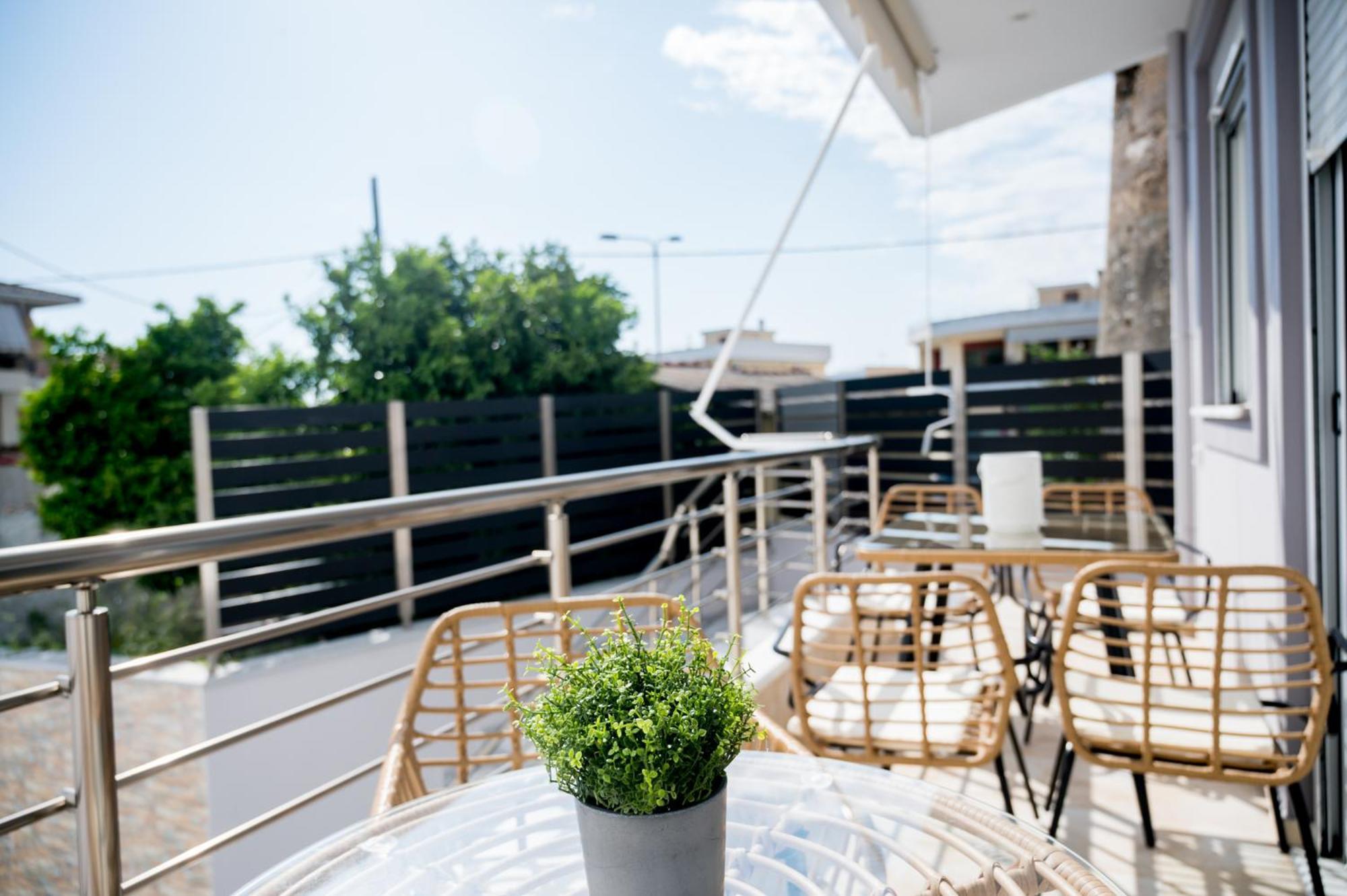 Meda Apartments Preveza Exterior photo